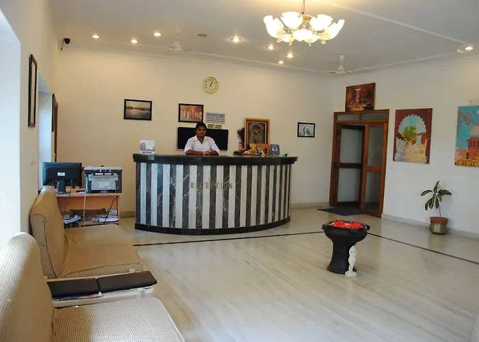 Hotel Isabel Palace
